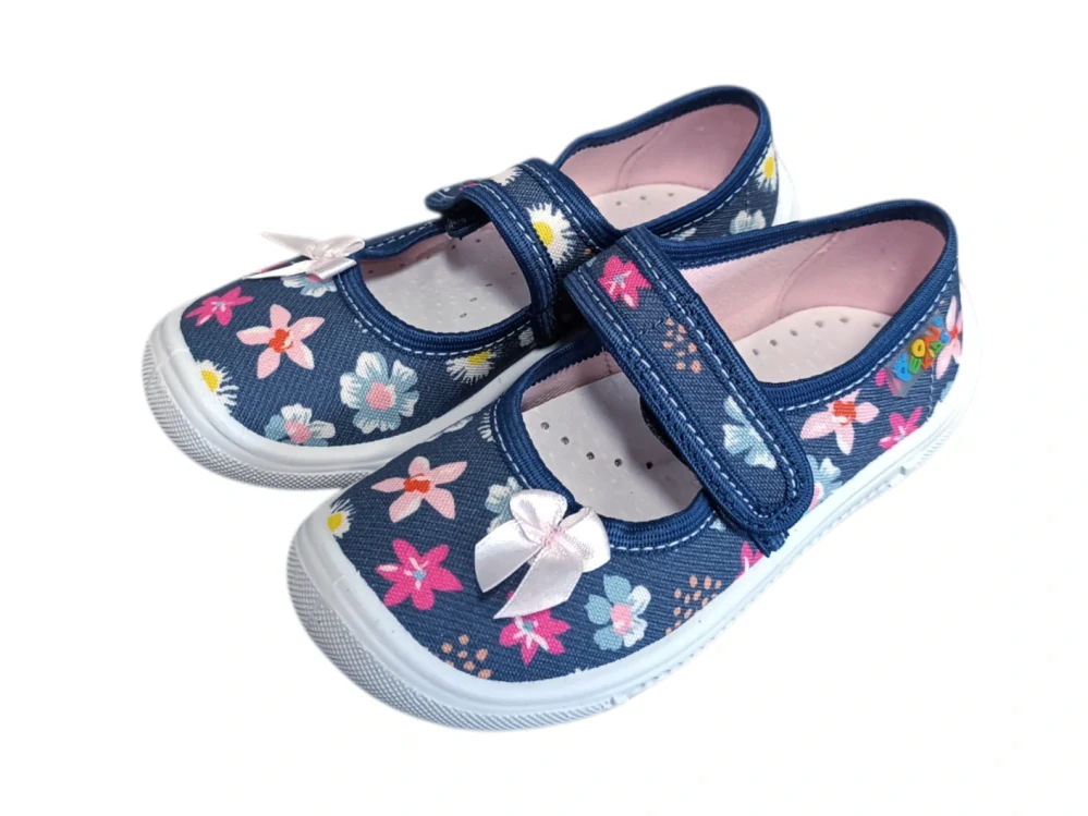 Bačkory Peon MI/001 JD kytičky