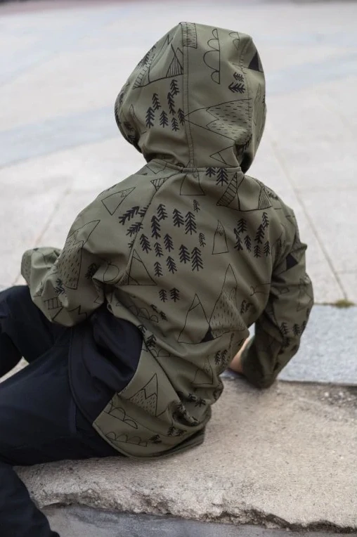 Musha - softshellová bunda khaki hory a les